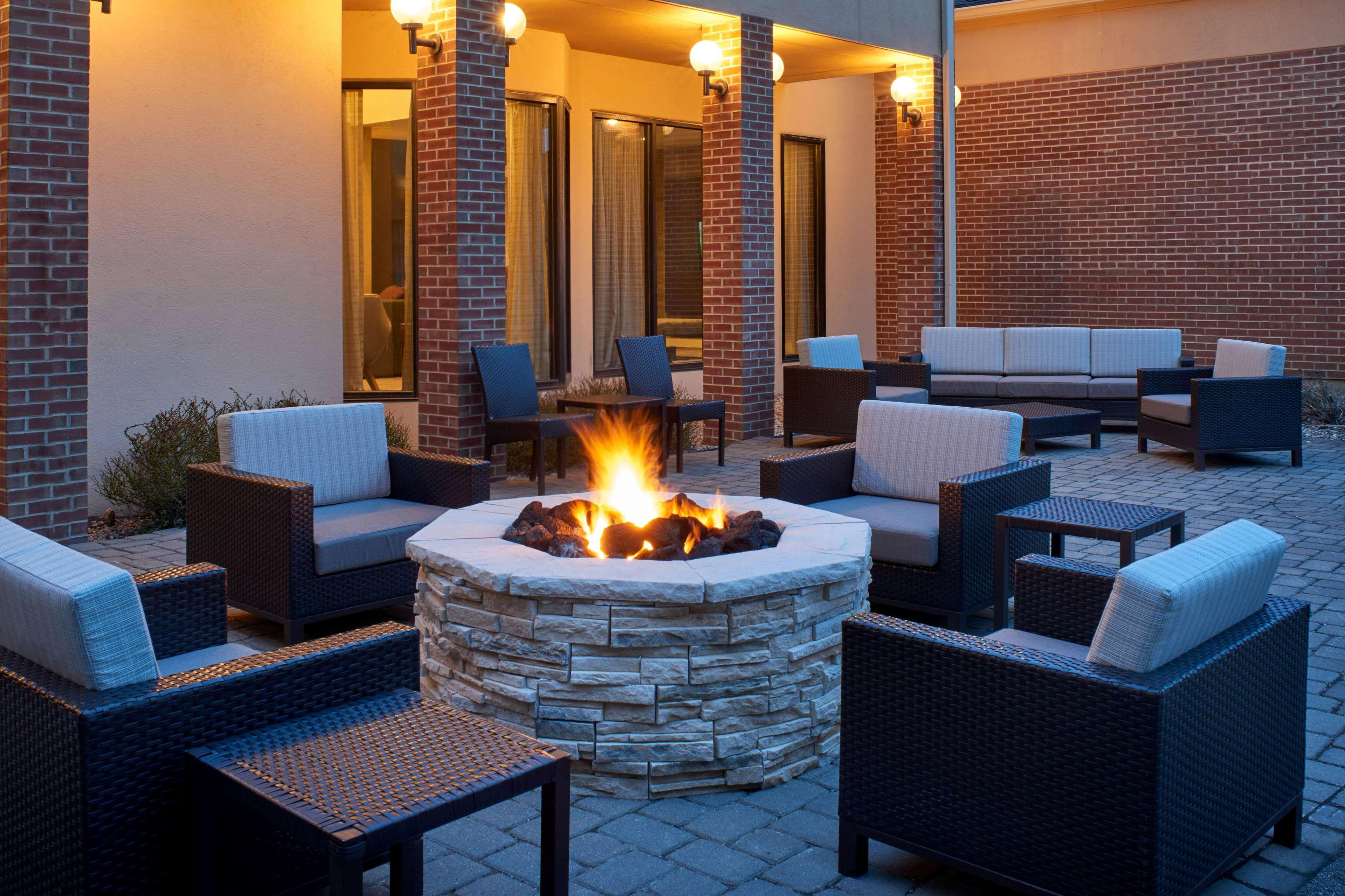 Отель Sonesta Select Indianapolis Кармел Экстерьер фото