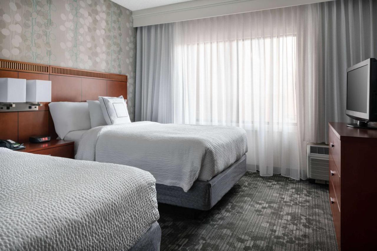 Отель Sonesta Select Indianapolis Кармел Экстерьер фото